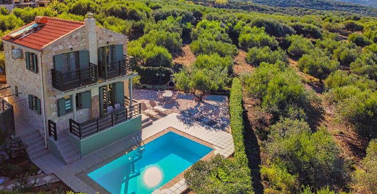 1 chania villas kissamos villa aretousa drone view hu4f6d43fe55846776445fb3871e9b7572 738304 0x400 resize q75 box.jpg