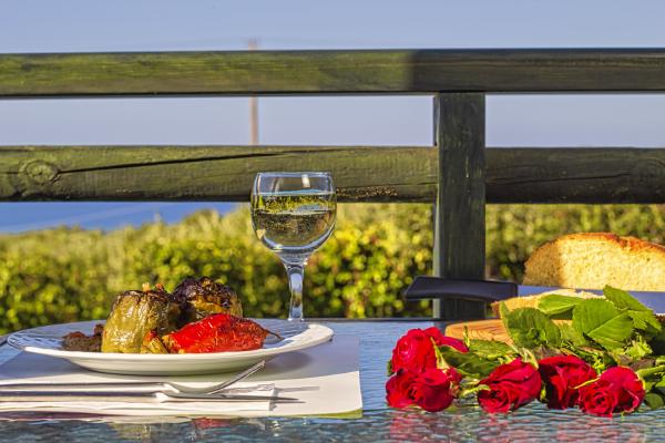 Chania villas kissamos breakfast view hua8e02dce31f453c76f66547f3ff11305 823192 0x400 resize q75 box.jpg