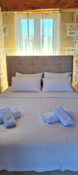 Chania villas kissamos villa euphoria path 1 hu f505c74ae447a65e.jpg