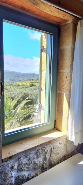 Chania villas kissamos villa euphoria path 4 hu31389fa95233a31954cbb825f8dc2e16 633333 320x0 resize q75 box.jpg