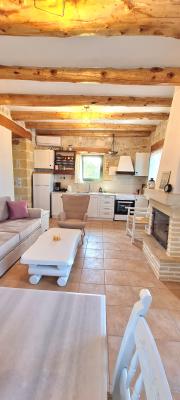 Chania villas kissamos villa happy flow 22 hu73c15f29ba2f37b4bb81c2f5892dc017 479211 0x400 resize q75 box.jpg