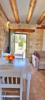 Chania villas kissamos villa happy flow 31 hud195b096d093f7f70fe618a3e47f3af2 513798 0x400 resize q75 box.jpg