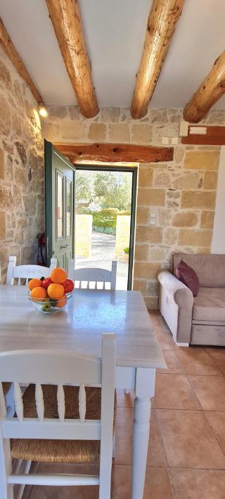 Chania villas kissamos villa happy flow 31 hud195b096d093f7f70fe618a3e47f3af2 513798 320x0 resize q75 box.jpg