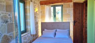 Chania villas kissamos villa happy flow 4 huf485fdd4b9d62737e9c2fafb66b507c4 594799 320x0 resize q75 box.jpg